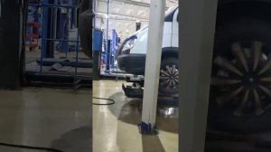 Приехали на СТО на Газели Бизнес..Замена  Крестовин на Кардане.
