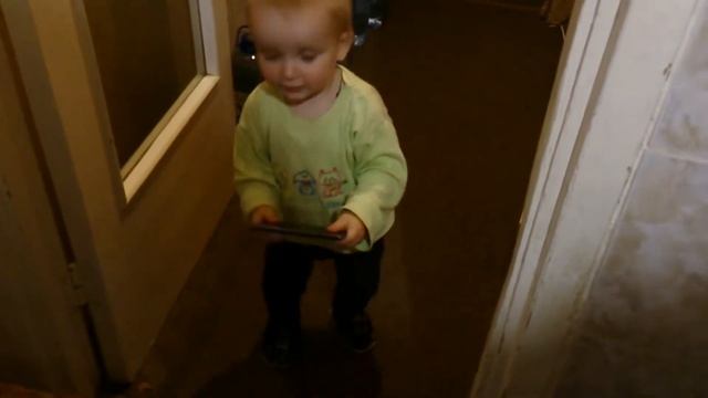 Юный рок-н-рольщик :-) смотреть онлайн