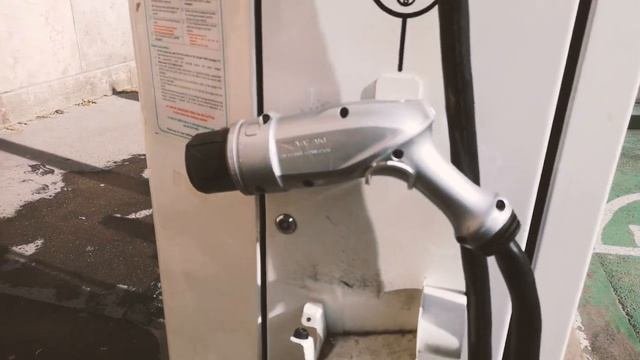 Заряди свой электромобиль - Типы зарядок и вранье маркетологов