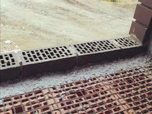 Монтаж эковаты в колодцевую кладку или под облицовочный кирпич