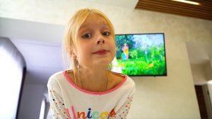 Марго не Хочет быть Няней для Малышей