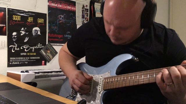 Pelle Holmberg Ibanez AZ2204