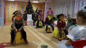 Новый год. Утренник в детском саду. Танец ковбоев