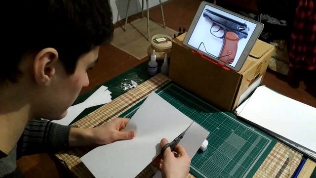 Как сделать ПМ из Бумаги. Пистолет Макарова Из Бумаги - Легкий Способ. Крафт для Новичков
