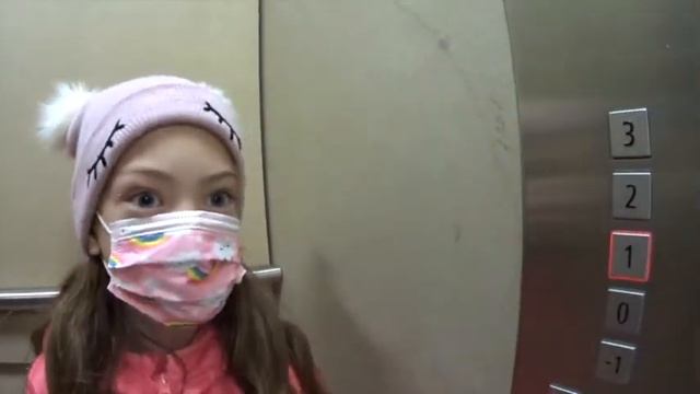 Пришли в бабушкину квартиру и забыли помыть руки! Ой-ой! смотреть онлайн