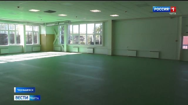 Как благоустроили школу и ФОК в Чернышевске