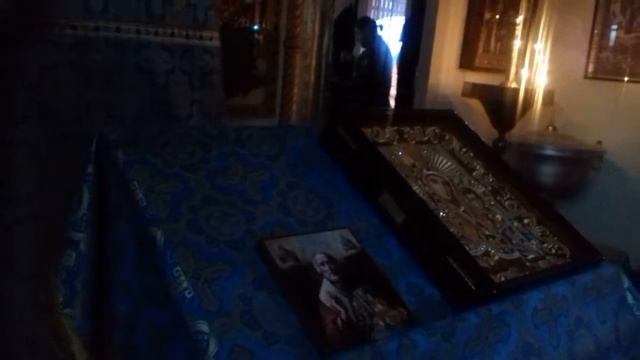 Праздник Святителя Николая. Икона с частицей мощей св. Николая смотреть онлайн