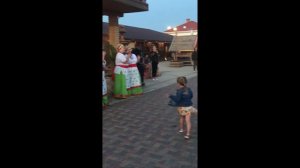 Мужиков надо любить, мужиков надо ценить, он мужчина хоть куда, а ты все смотришь не туда... 2018 г