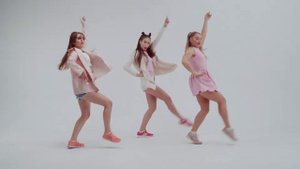 Танцевальный Клип I Meghan Trainor - Me Too by Olya Dobro