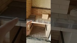 Процесс строительства барбекю из кирпича
