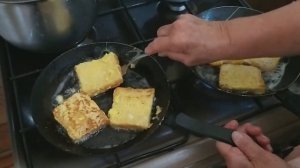 Гренки из черствого хлеба с яйцом!