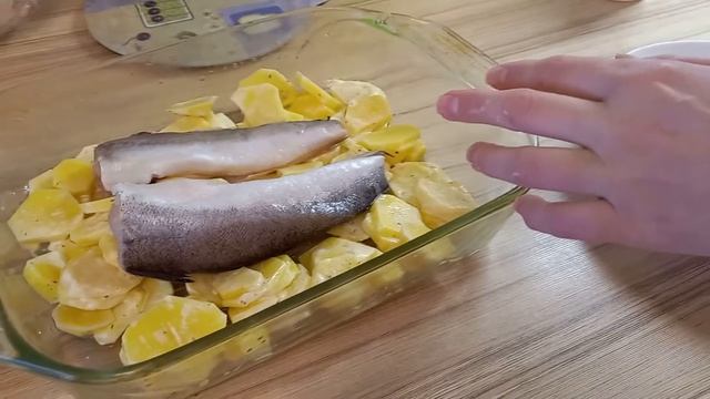 КАРТОШКА С РЫБОЙ В ДУХОВКЕ. Картофельная запеканка с рыбой