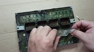Блок управления двигателем (ЭБУ) Додж Стратус 2 Зотото найдено!)
