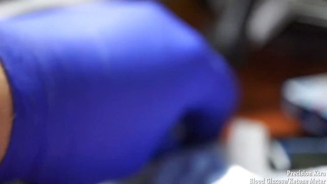 Precision Xtra | UNBOX REVIEW | Blood Glucose Ketone Meter | EXPLAINED & FREE Meter Info смотреть онлайн