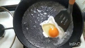 Яйцо пашот на сковороде! Очень простой способ. Можно приготовить за раз сразу несколько яиц.