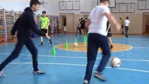#Футбол ⚽Упражнения с мячом в парах.