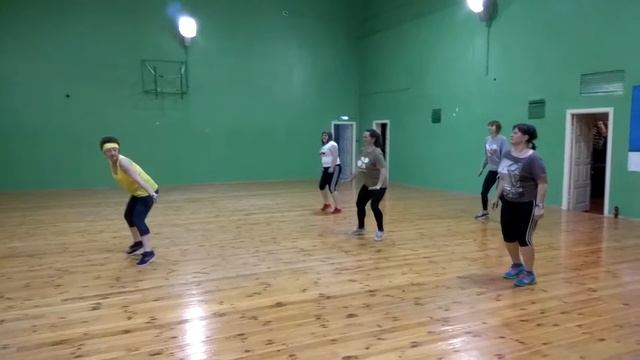 Клуб ЗОЖ в Новомичуринске! Стройнеем вместе! Зажигательная зумба! смотреть онлайн