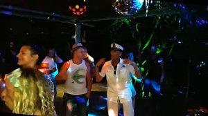 Шри-Ланка, Хикадува .Пляжный ночной клуб "Мамбос"