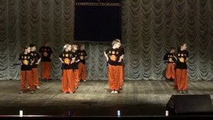 Шаолиньское ушу. Комплекс с мечом. Комплекс с веером дети. Тайчи с веером взрослые.