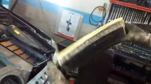 Mercedes ML350 замена воздушного фильтра