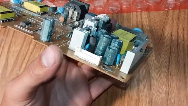 LG 1952S Не включается I Банальная неисправность смотреть онлайн