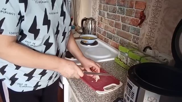 Сразу не получился / Сбегала к подруге / Приготовила царскую кашу / смотреть онлайн