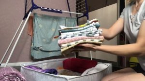 Как сложить постельное бельё и полотенца быстро и компактно?!