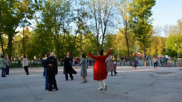 Зимой мне снится летний парк - Пенза, парк Комсомольский в заводском р-не смотреть онлайн