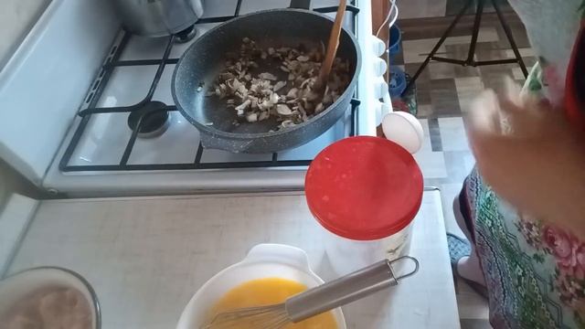 Из фарша и яиц быстро приготовила божественный ужин! смотреть онлайн