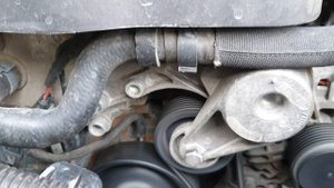 Стуки под капотом Туарег NF 3.6 FSI