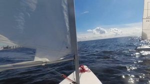 Гонка на яхте класса Луч от первого лица | Почему яхта идёт против ветра