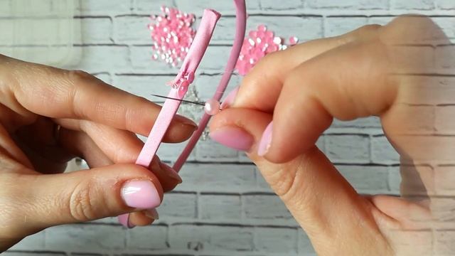 Как расшить ободок бусинами, пайетками, бисером своими руками! DIY смотреть онлайн