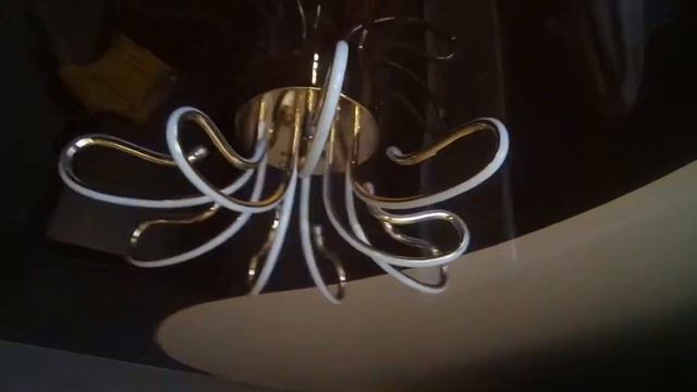 Светодиодная LED люстра белый нейтральный свет P5 YT0579CH смотреть онлайн