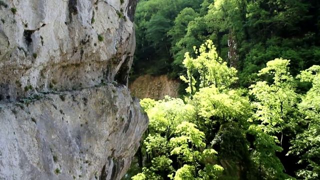 09_05_2016_СКАЛЬНЫЙ УЧАСТОК СТАРОЙ ДОРОГИ_СОЧИ.mp4 смотреть онлайн