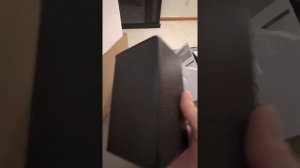 Samsung wireless rear speaker kit (SWA-9100S) unboxing.