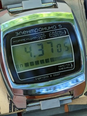 Редкие советские наручные часы Ussr- Электроника 5 -B6-202 Lcd Оригинал-1983-1984-год