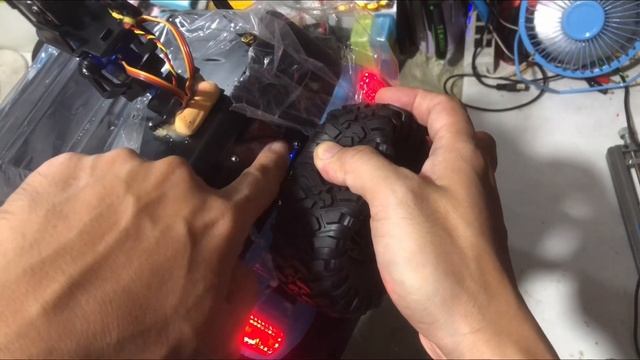 RC Car 110 Scale with FPV and Paging