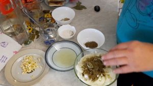 Отважная?Салат из лука, пальчики оближешь).