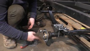 Дом на колёсах Часть вторая Сборка прицепа