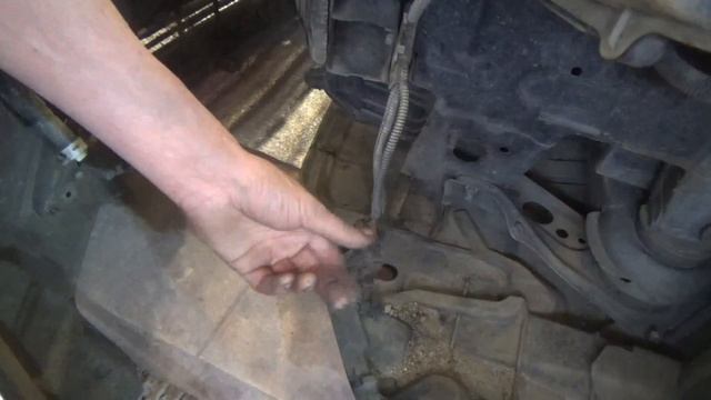 Как снять и разобрать передний бампер. Toyota Camry VII (XV50). смотреть онлайн