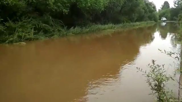 Дорогу до Закаменска подтопило смотреть онлайн