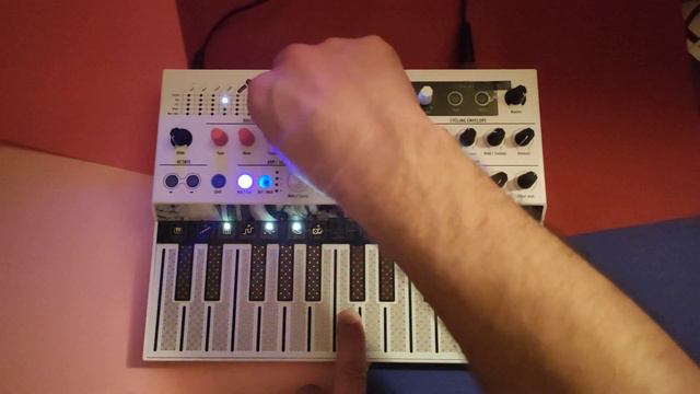 Arturia MicroFreak: Wavetable No. 6 is my new Favorite (Improvised Sequencer Play) смотреть онлайн