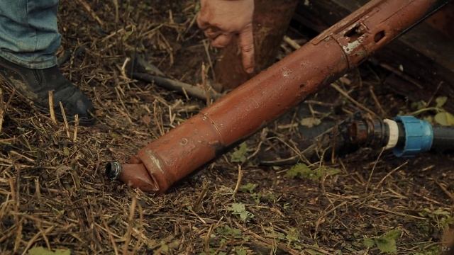 Зачем в СНТ вводят лицензирование скважин? Налог на воду из скважины для снт в 2023. Достаем насос. смотреть онлайн