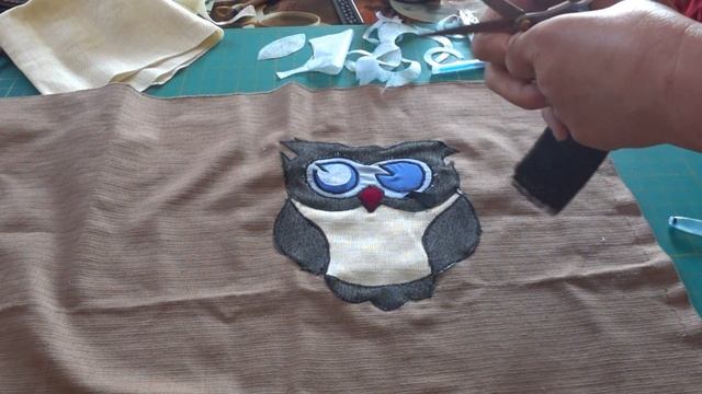 ДЕКОРАТИВНАЯ ПОДУШКА В СТИЛЕ ХУДОЖЕСТВЕННОГО ПЭЧВОРКА. DECORATIVE CUSHION IN STYLE OF THE PECHWORK смотреть онлайн