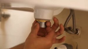 Монтаж умывальника и подключение своими руками: монтаж смесителя и сифона