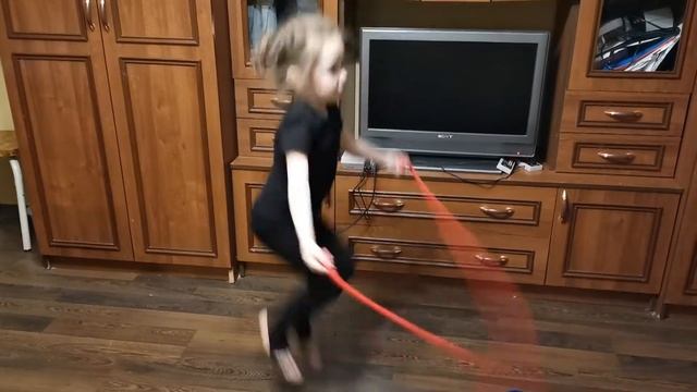 Прыжки на скакалке смотреть онлайн