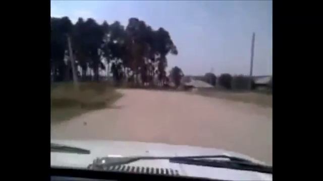 Автомобиль с ребенком перевернулся смотреть онлайн