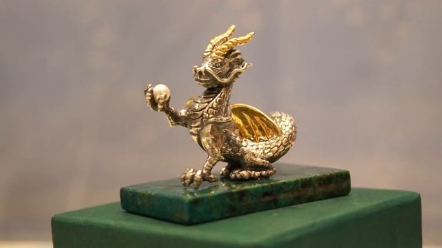 Дракон - символ Нового 2012 Года.MTS смотреть онлайн