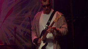 Я ГРЕЮ СЧАСТЬЕ ВНУТРИ