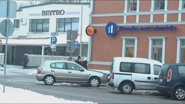 Земля под домом, злоупотребления смотреть онлайн